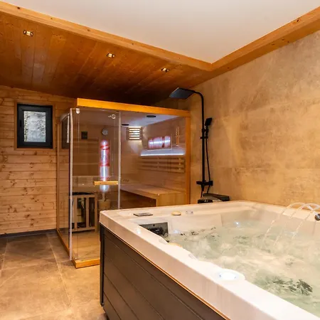 Valley View With Pool, Jacuzzi And Sauna Willa *