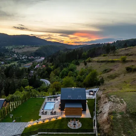 Valley View With Pool, Jacuzzi And Sauna Willa