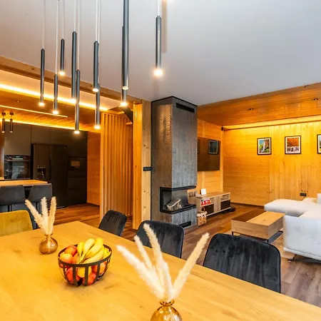 Valley View With Pool, Jacuzzi And Sauna *